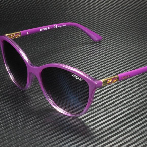 Vogue Women's Transparent Violet Sunglasses! - Picture 1 of 4